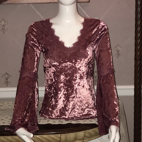 Almost Famous Tops - WOMEN’S SIZE M ALMOST FAMOUS PINK VELOUR BLOUSE